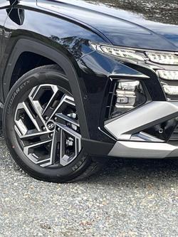 2025 Hyundai
Tucson Premium