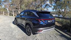 2025 Hyundai
                Tucson Premium
