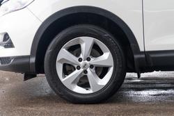 2018 Nissan
QASHQAI ST