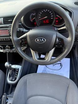 2013 Kia
Rio S