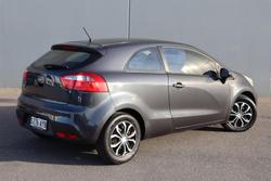 2013 Kia
Rio S