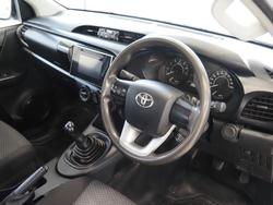 2016 Toyota
Hilux Workmate