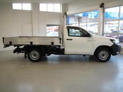 2016 Toyota
Hilux Workmate