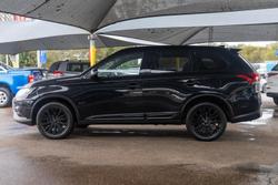 2019 Mitsubishi
Outlander Black Edition
