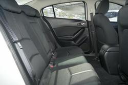 2017 Mazda
                3 Maxx
