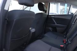 2011 Mazda
3 Neo