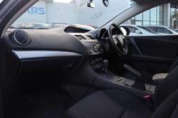 2011 Mazda
3 Neo