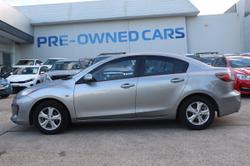 2011 Mazda
3 Neo