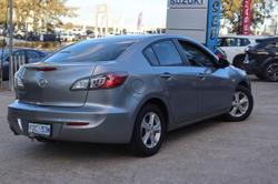 2011 Mazda
3 Neo