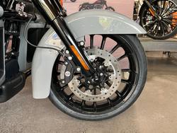 2025 Harley-davidson FLHTCUTG TRI GLIDE U/CLC 114 BILLIARD GREY