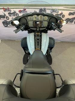 2025 Harley-davidson FLHTCUTG TRI GLIDE U/CLC 114 BILLIARD GREY