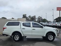 2017 Mitsubishi
Triton GLX+