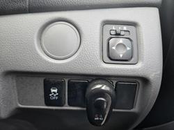 2017 Mitsubishi
Triton GLX+