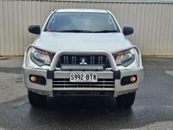 2017 Mitsubishi
Triton GLX+