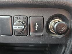 2017 Mitsubishi
                Triton GLX+