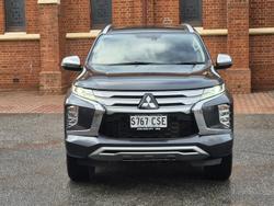 2022 Mitsubishi
Pajero Sport GLS