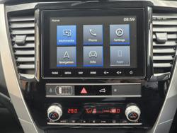 2022 Mitsubishi
Pajero Sport GLS