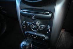2013 MINI
Countryman Cooper D