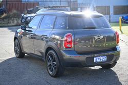 2013 MINI
Countryman Cooper D