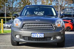 2013 MINI
Countryman Cooper D