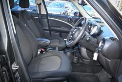 2013 MINI
Countryman Cooper D