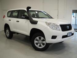 2011 Toyota
                Landcruiser Prado GX