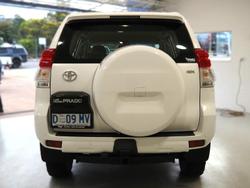 2011 Toyota
                Landcruiser Prado GX