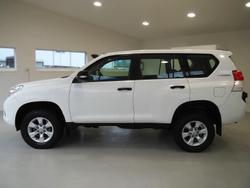 2011 Toyota
                Landcruiser Prado GX