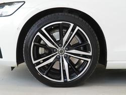2020 Volvo
                S60 T5 R-Design