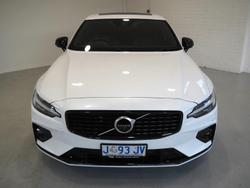 2020 Volvo
                S60 T5 R-Design