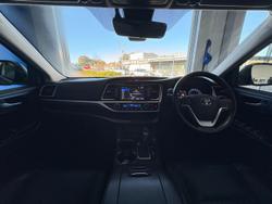 2018 Toyota
Kluger Grande