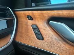 2022 Jeep
Grand Cherokee Summit