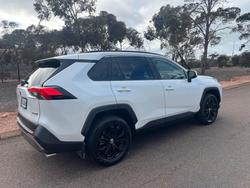 2024 Toyota
RAV4 GXL