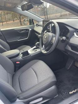 2024 Toyota
RAV4 GXL