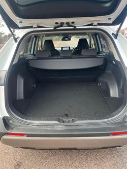 2024 Toyota
RAV4 GXL