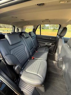 2024 Ford
Everest Sport