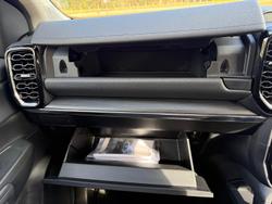 2024 Ford
Everest Sport