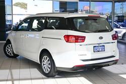 2020 Kia
Carnival S