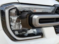 2024 Ford
Everest Ambiente