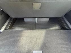 2024 Ford
Everest Ambiente
