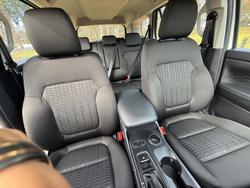 2024 Ford
Everest Ambiente