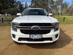 2024 Ford
Everest Ambiente