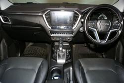 2022 Isuzu
                D-MAX LS-U