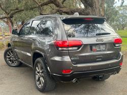 2016 Jeep
Grand Cherokee 75th Anniversary Edition