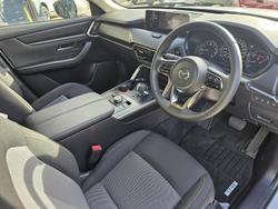 2025 Mazda
                CX-60 G40e Pure