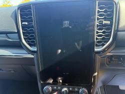 2024 Ford
Everest Trend