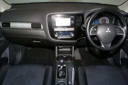 2013 Mitsubishi
                Outlander ES