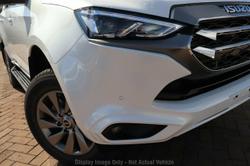 2025 Isuzu
MU-X LS-U