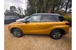 2023 Suzuki
Vitara