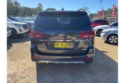 2018 Kia
Carnival Platinum